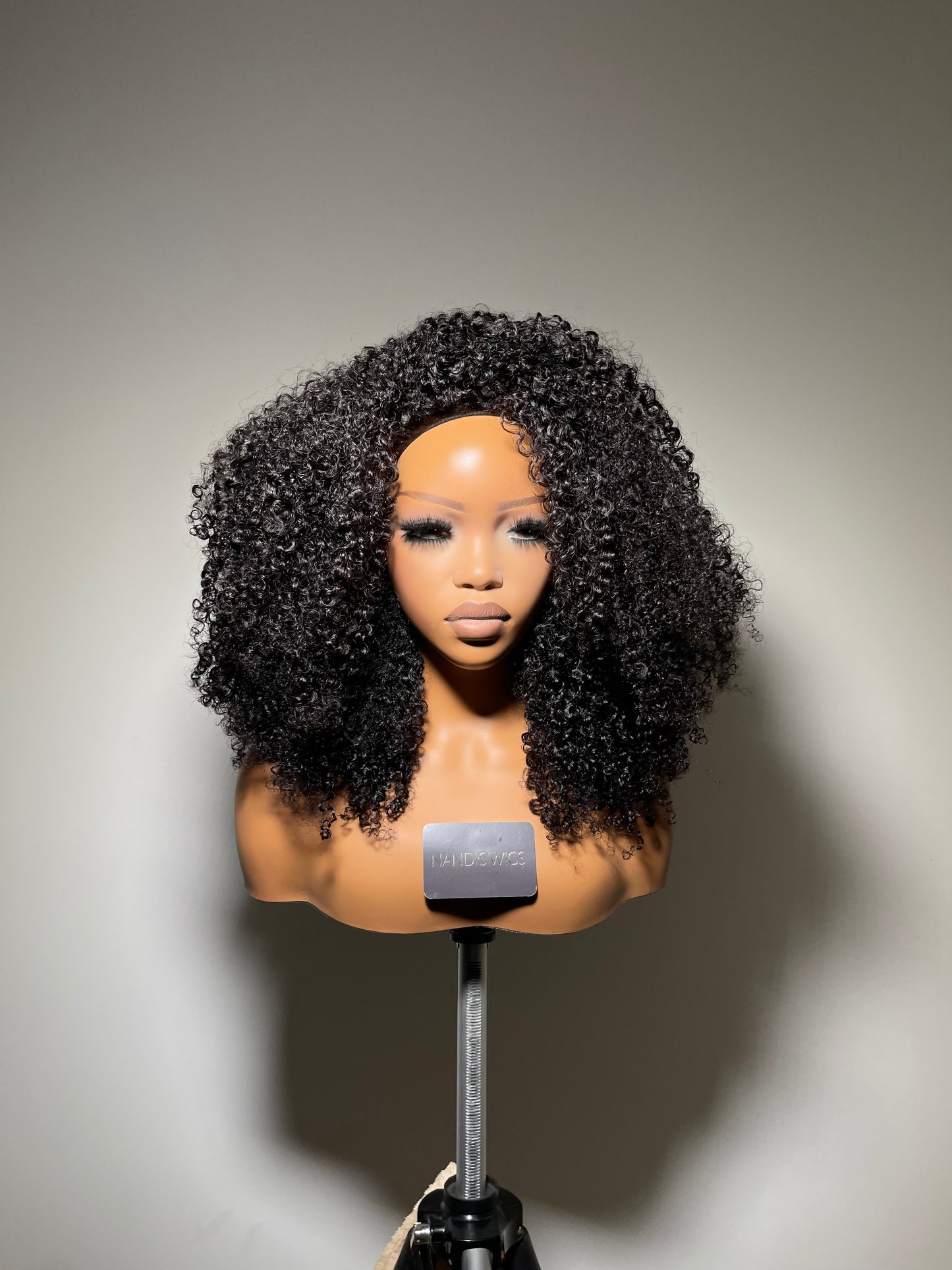 FLIP OVER WIG [stock]