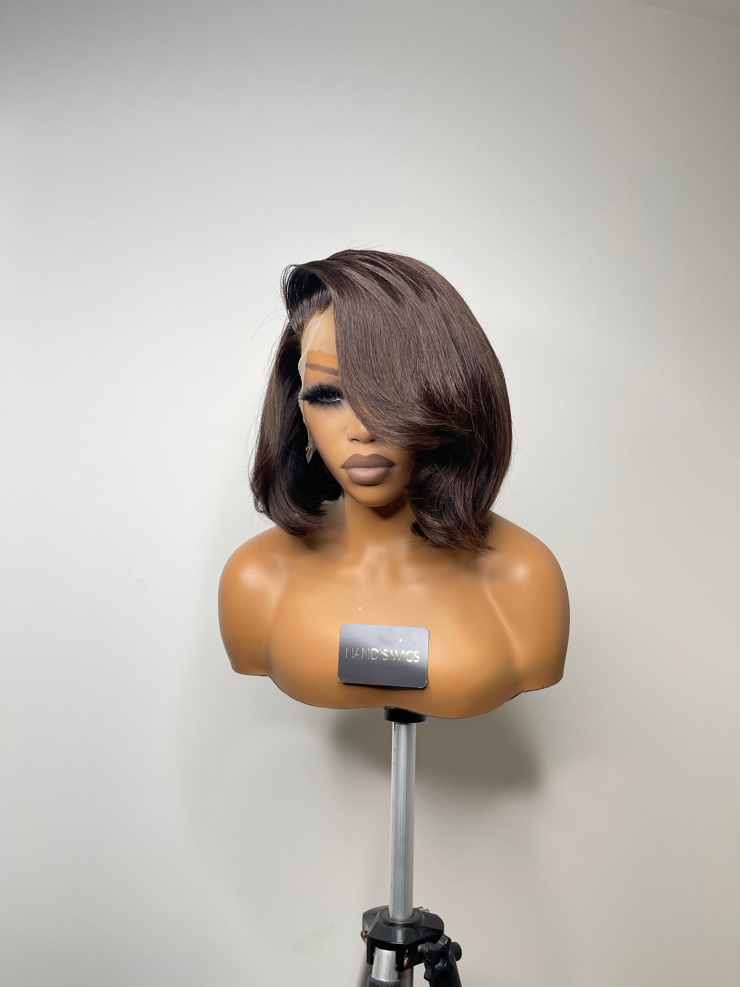 BROWN BOB