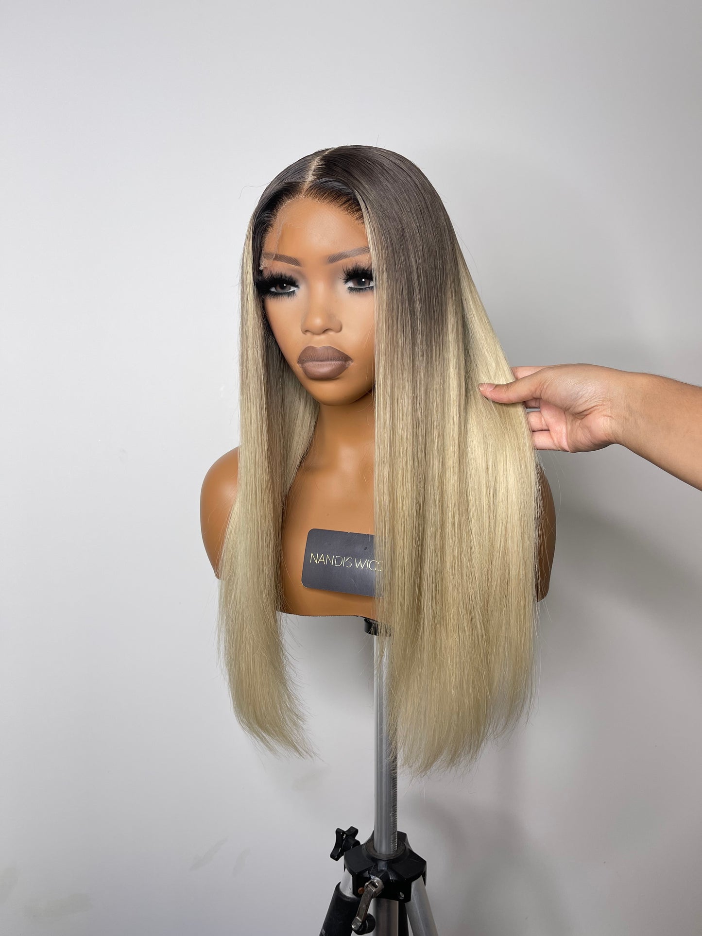 ASH BLONDE