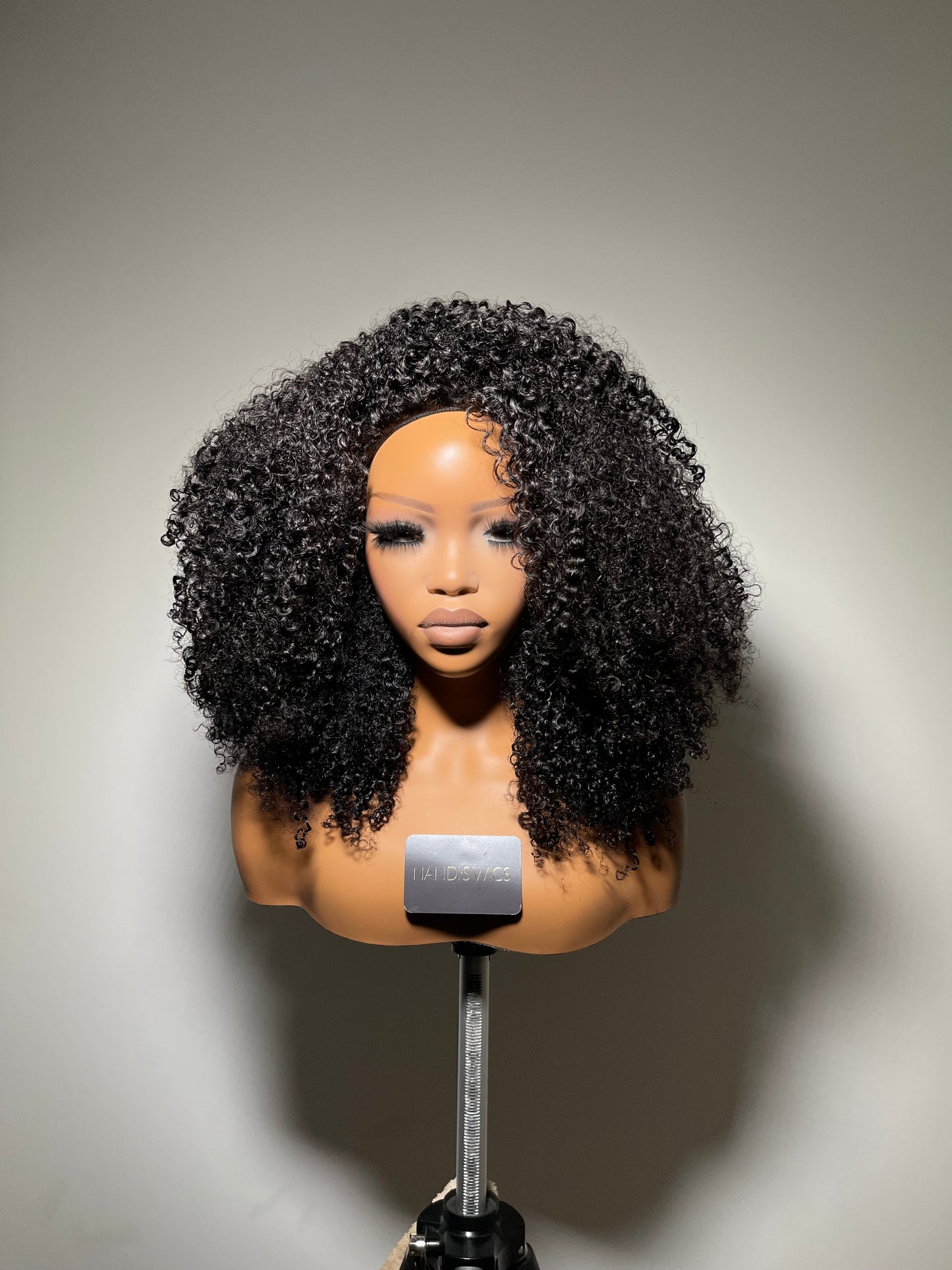 FLIP OVER WIG [stock]